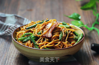 Fried Noodles with Cowpea recipe