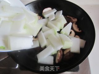 Grilled Winter Melon with Shiitake Mushrooms recipe