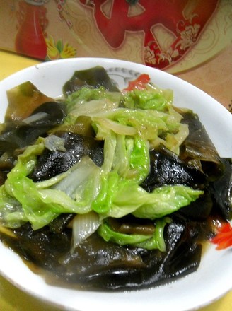 Braised Kelp with Cabbage Leaves recipe