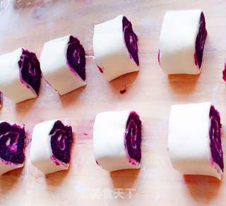 Crispy Purple Sweet Potato Roll recipe