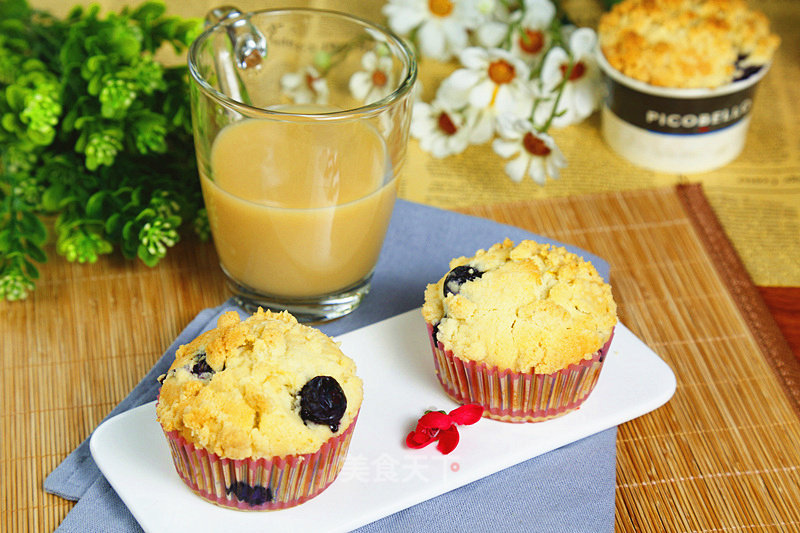 How to Make Golden Top Crispy Blueberry Muffin recipe