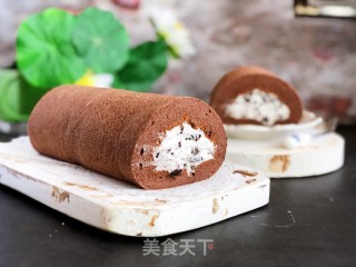 Oreo Salty Cream Cake Roll recipe