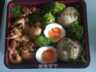 Grilled Cuttlefish Bento recipe