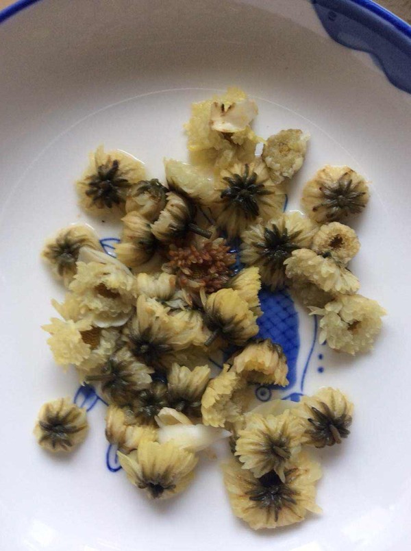 Chrysanthemum and Lily Porridge recipe