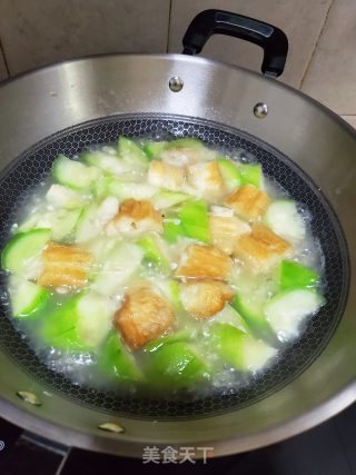 Loofah You Tiao Soup recipe