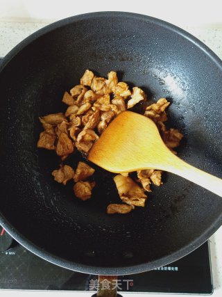 Steamed Noodles with Beans and Pork recipe