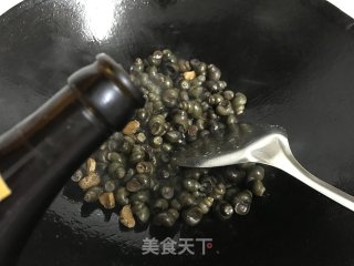 Sauce Fried Snails recipe