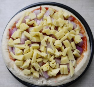 Onion Ham Pizza recipe