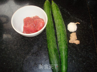 Cucumber Fried Pork Slices recipe