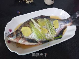 Reunion Vegetables-steamed Wuchang Fish recipe