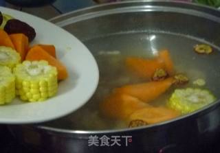 【healthy Soup Pot】carrot and Corn Pork Ribs Soup recipe