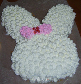 Shy Bunny Cake with Bow recipe