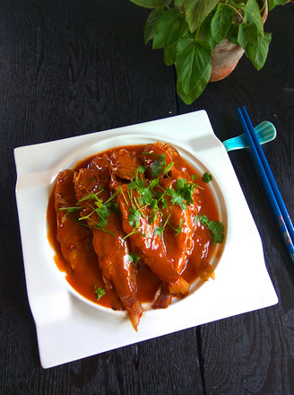 Braised Small Yellow Croaker in Korean Spicy Sauce recipe