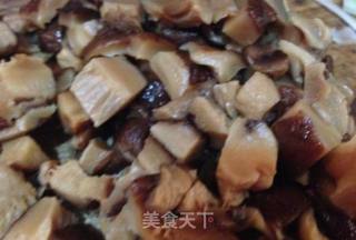 Mushroom Meat Sauce recipe