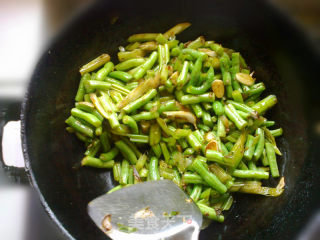 Lulu's Fragrant Fried Noodles recipe