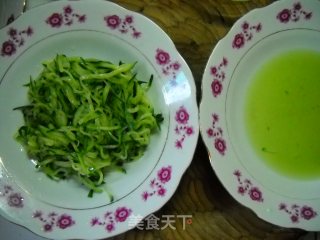 【summer Cold Dishes】--crispy Cucumber with Golden Needles recipe