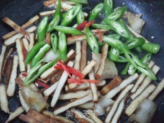 [sichuan] Spicy Line Pepper Fragrant Dried recipe