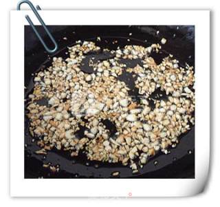 Golden Garlic Stuffed Cat's Ears with Beans recipe