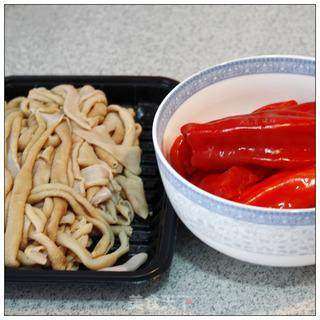 Summer Appetizers with Dishes-----pickled Pepper Duck Intestines recipe