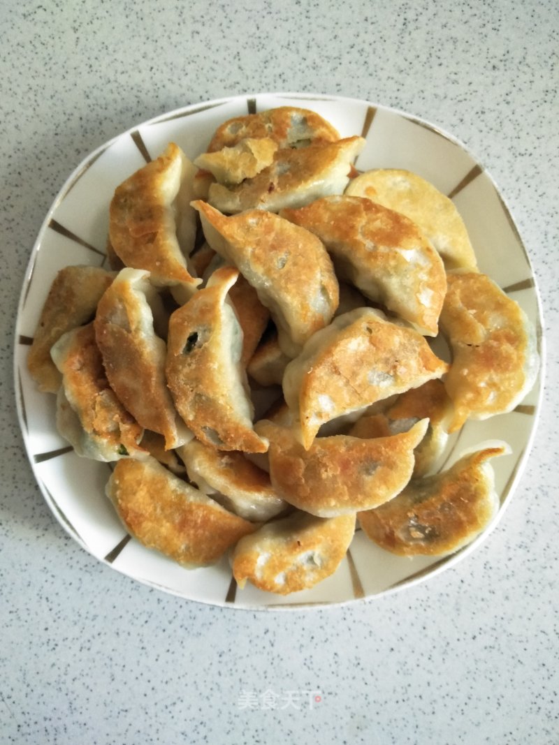 Pan-fried Fish Dumplings recipe