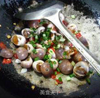 Chopped Pepper and Pork Snail recipe