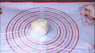 How to Make Christmas Frosting Biscuits recipe