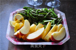 Asparagus and Apple Juice recipe