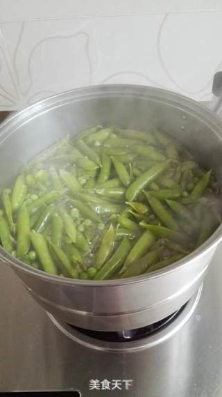 Brine Peas recipe