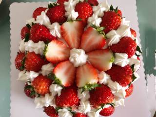 Strawberry Matcha Cake recipe