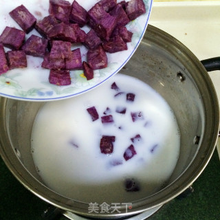 Purple Sweet Potato Milk Sago recipe