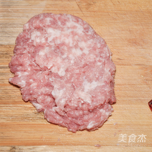 Fried Potherb Mustard with Minced Pork recipe