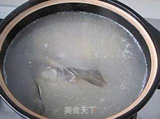 Fish Head and Fish Tail Tofu Soup recipe