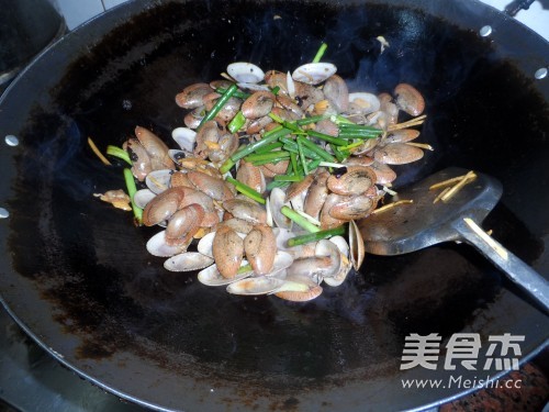 Stir-fried Flower Beetle with Tempeh recipe