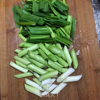Stir-fried Pork with Garlic recipe