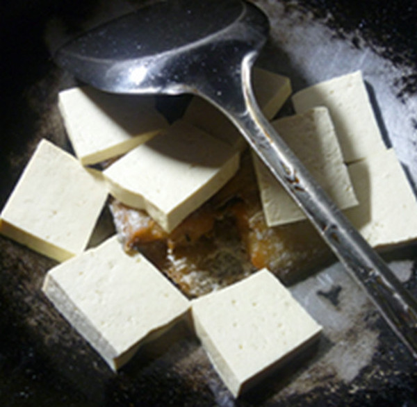 Braised Tofu with Fish recipe