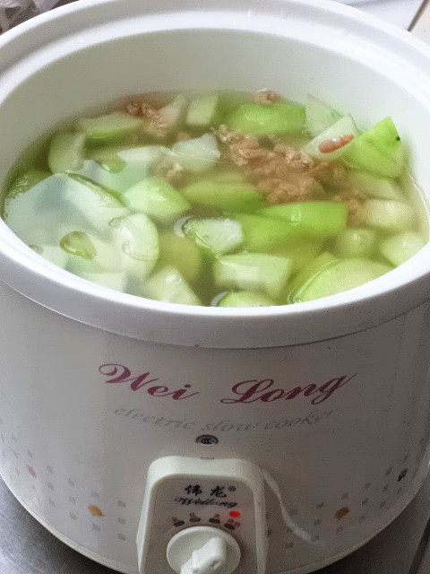 Sea Rice and Winter Melon Vermicelli Soup recipe