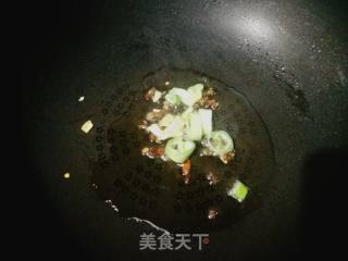 #团圆饭# Stir-fried Shredded Pork with Garlic recipe