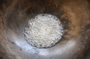 Pure Dry Goods Technology Sharing Post: 6 Morphological Changes of White Sugar in The Process of Frying Sugar, Sugar Water, Frosting, Silk Drawing, Glass, Tender Juice, Sugar Color recipe