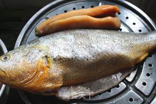 Home Stewed Large Yellow Croaker recipe