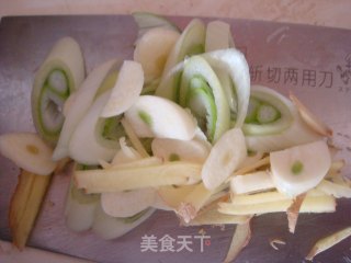 Braised Shrimp with White Radish recipe