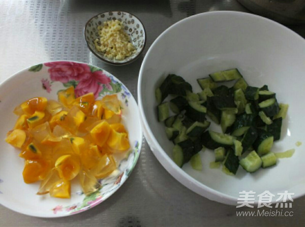 Cold Cucumber to Egg recipe