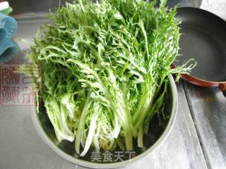 Sesame Sauce Mixed Bitter Chrysanthemum recipe