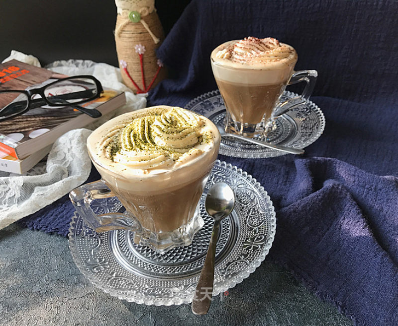 Two-color Cappuccino recipe