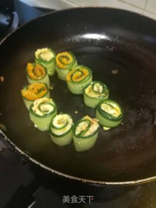 Cucumber Roll recipe