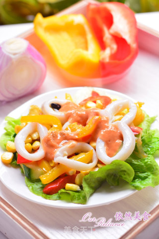 Mexican Salad with Fresh Squid recipe