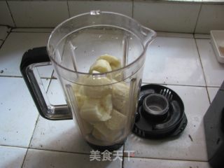 Summer Refreshing Drink (3)-banana Milkshake recipe