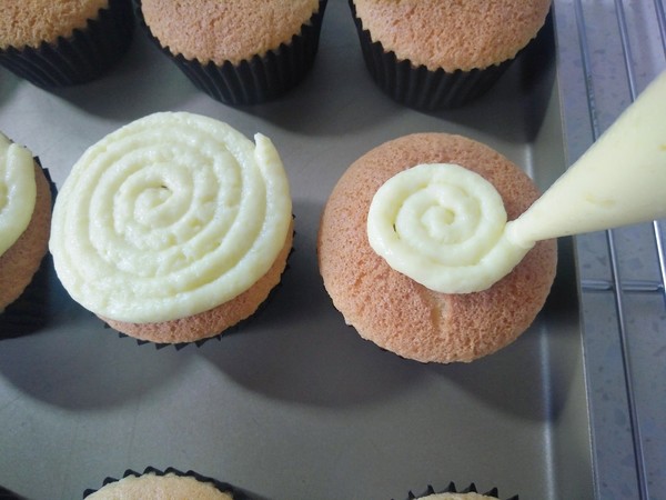 Custard Cup Cake recipe