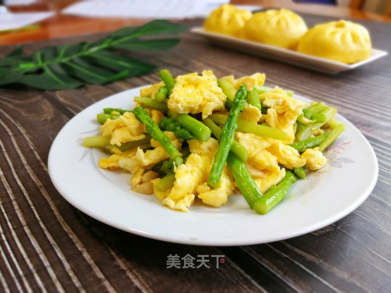 Asparagus Scrambled Eggs recipe