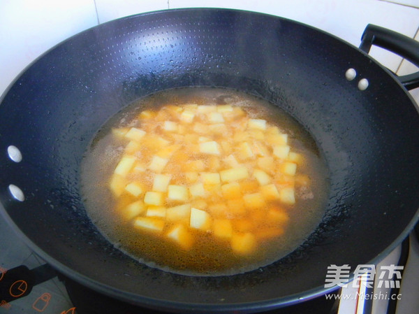 Potato Chunks in Tomato Sauce recipe