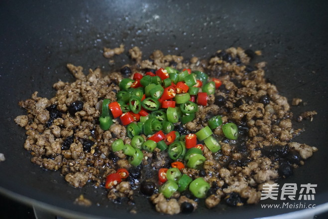 Super Stir Fried Fry Head with Food recipe